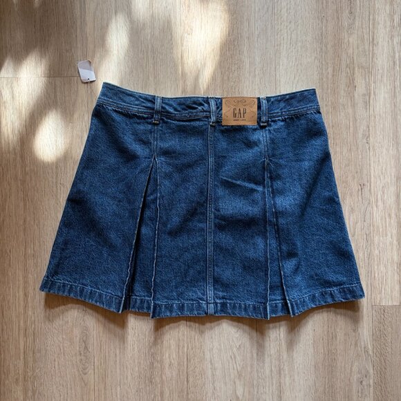 Gap x Sandy Liang Pleated Denim Skirt - Picture 6 of 9